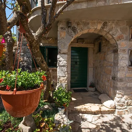 Trogir Hinterland Holiday *